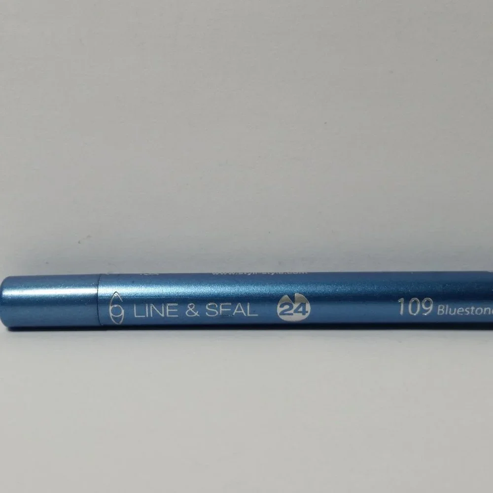 2 Styli Style Line & Seal Waterproof Eyeliner Blue